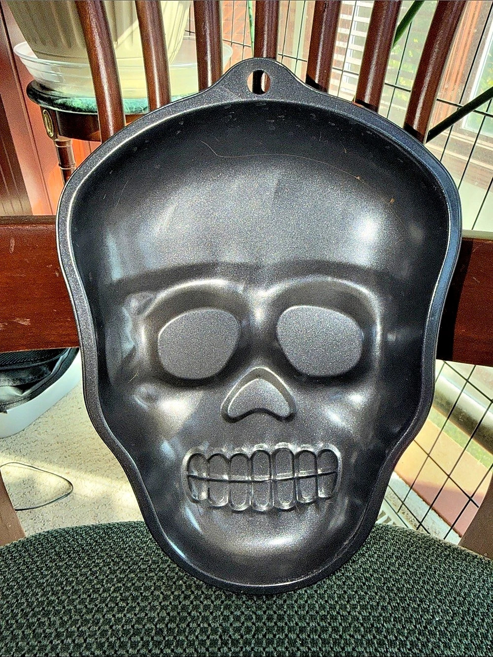 Nordic Ware Haunted Skull Cake Pan Black